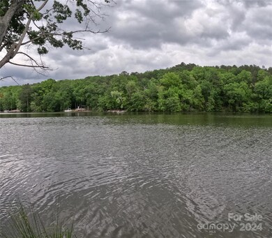 3111 Catawba Rd unit 8, Great Falls, SC 29055 - photo 2