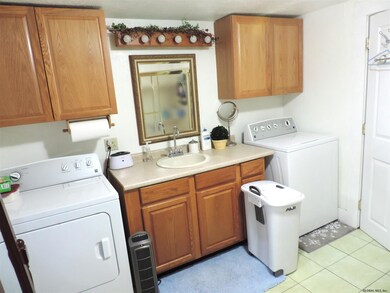 16 Douglas Ave, Glens Falls, NY 12801 - photo 7