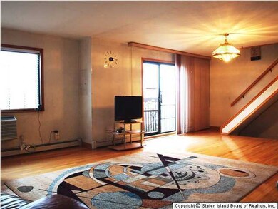 68 Lamped Loop unit A, Staten Island, NY 10314 - photo 3