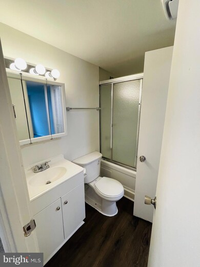 574 West Ct, Glen Burnie, MD 21061 - photo 7