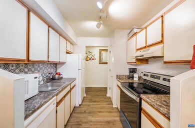 109 Turtle Creek Rd unit 7, Charlottesville, VA 22901 - photo 2