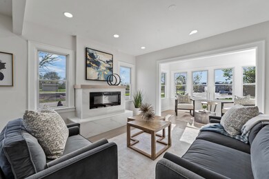 103 N Walnut St, Elmhurst, IL 60126 - photo 6