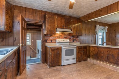 18 King St, Orange, MA 01364 - photo 3