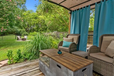 256 James Ln, Weems, VA 22576 - photo 3