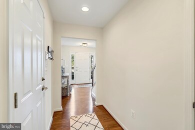8215 Heritage Crossing Ct, Manassas, VA 20109 - photo 3