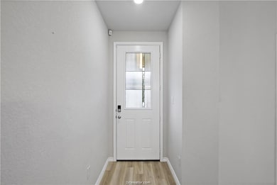 827 Mineral Wells Ln, College Station, TX 77845 - photo 5