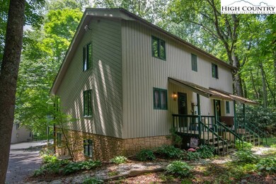 157 S Slope Loop unit M4, Banner Elk, NC 28604 - photo 4