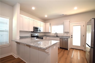 540 Cosmos St, Centerton, AR 72719 - photo 2