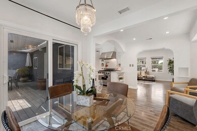 19419 Oxnard St, Tarzana, CA 91356 - photo 4