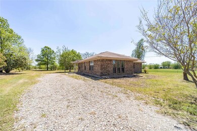 1025 Dominique Dr, Weatherford, TX 76087 - photo 4