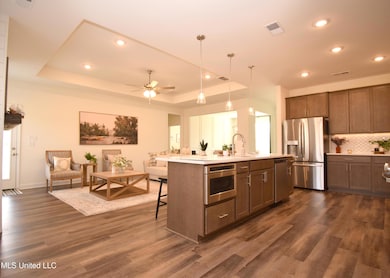 672 Centerline Roper Loop, Byhalia, MS 38611 - photo 4