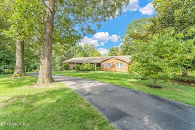 11321 Sonja Dr, Knoxville, TN 37934 - photo 4