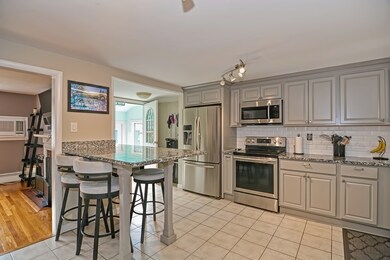 24 Elmfield Rd, Framingham, MA 01701 - photo 4