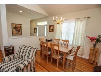 47 Old Stage Rd unit 47, Litchfield, NH 03052 - photo 4