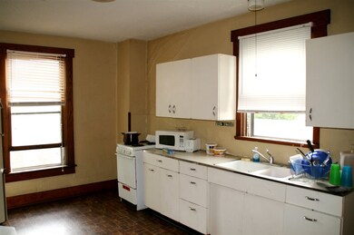 80 1/2 Miami St upstairs unit