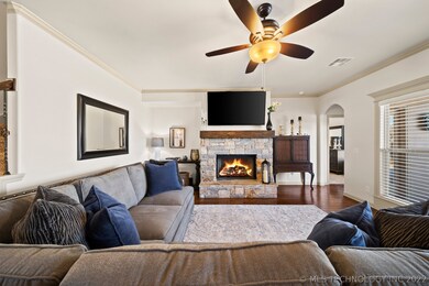 7016 E Oak Ridge St, Broken Arrow, OK 74011 - photo 5