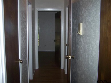 9094 9094 Pleasant Hill Cir, Tyler, TX 75703 - photo 4