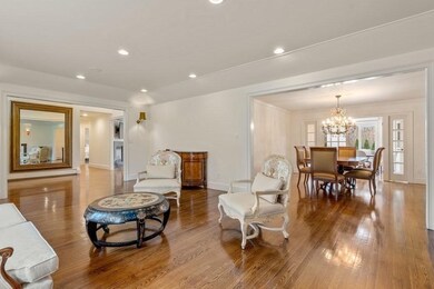 167 Laurel Rd, Chestnut Hill, MA 02467 - photo 6