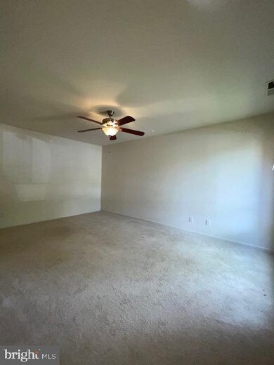 4414 Island Place unit 204, Annandale, VA 22003 - photo 6