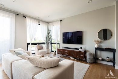 1203 W Superior St unit 3C, Chicago, IL 60642 - photo 5