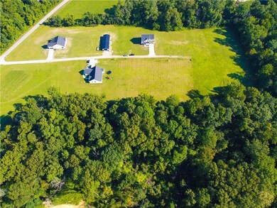 6470 W Ohio Ridge Rd, Columbus, IN 47201 - photo 6