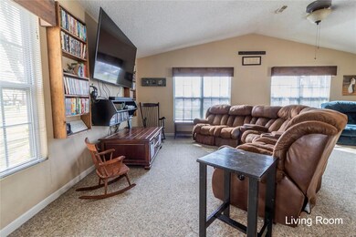 2806 Keebler Rd, Maryville, IL 62062 - photo 3