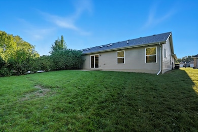 4670 W 73rd Ct, Merrillville, IN 46410 - photo 2