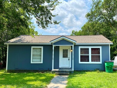 1123 S Wine St, Gainesville, TX 76240 - photo 3