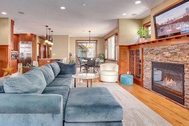 2012 Laurel Ave W, Minneapolis, MN 55405 - photo 7