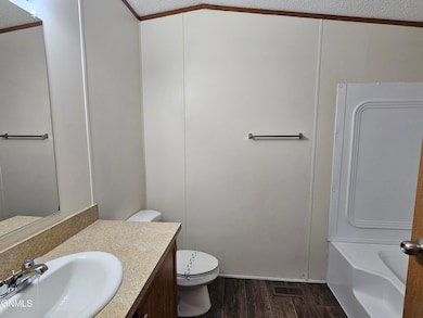 915 6th Ave NW, Williston, ND 58801 - photo 7