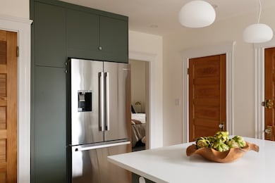 250 Walden St unit 2, Cambridge, MA 02140 - photo 5