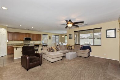 006_Living Room