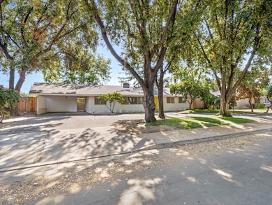 1567 E. Almendra Dr-32