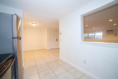 4 Williamsburg Ct unit 1, Shrewsbury, MA 01545 - photo 6
