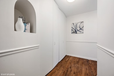 Dearborn Park High Rise 2 unit 1703, Chicago, IL 60605 - photo 2