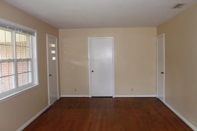 908 Glenwood St, Dothan, AL 36301 - photo 3