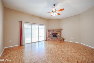 10433 W Hutton Dr unit 34, Sun City, AZ 85351 - photo 3