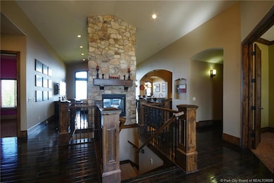 1495 E Trail Crest Ct, Draper, UT 84020 - photo 4