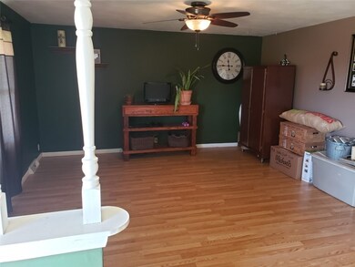 10222 E Us Highway 40, Effingham, IL 62401 - photo 6