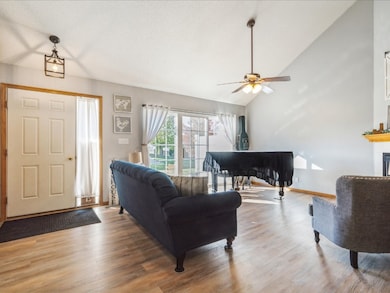 3110 English Glen Ct, Marion, IA 52302 - photo 3