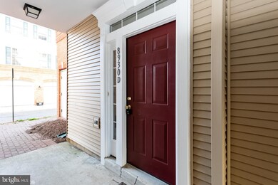 8930 Milford Haven Ct unit 30D, Lorton, VA 22079 - photo 3