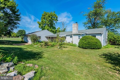 538 Loudon Rd, Saint Thomas, PA 17252 - photo 4