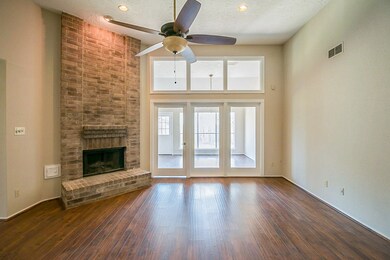 1905 Valero St, Friendswood, TX 77546 - photo 5