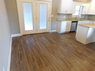 421 Captain Hopkins St, Prairie Grove, AR 72753 - photo 7