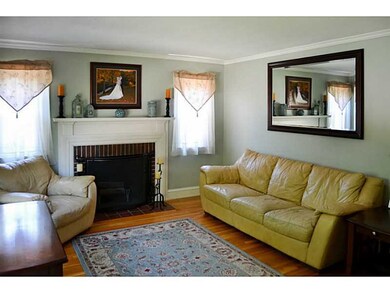 207 Cornell St, Cranston, RI 02920 - photo 3