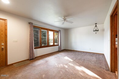 1900 Xavier St, Bismarck, ND 58501 - photo 5