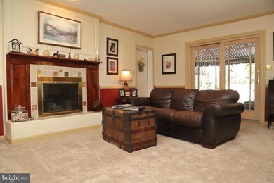 42 Magnolia Dr, Leola, PA 17540 - photo 3