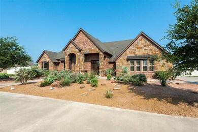 305 Steppes Ct, Weatherford, TX 76087 - photo 2