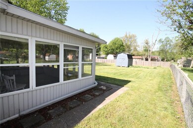 3380 Virginia St, Columbus, IN 47203 - photo 3