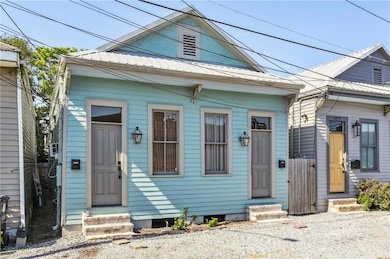 3979 S Front St, New Orleans, LA 70115 - photo 2